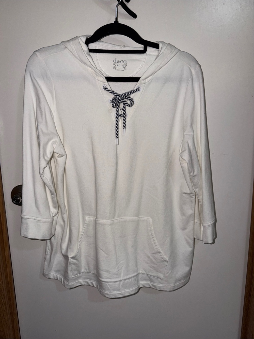 d&co Active Cream Hooded Lace-Up Sweatshirt with Striped Drawcord